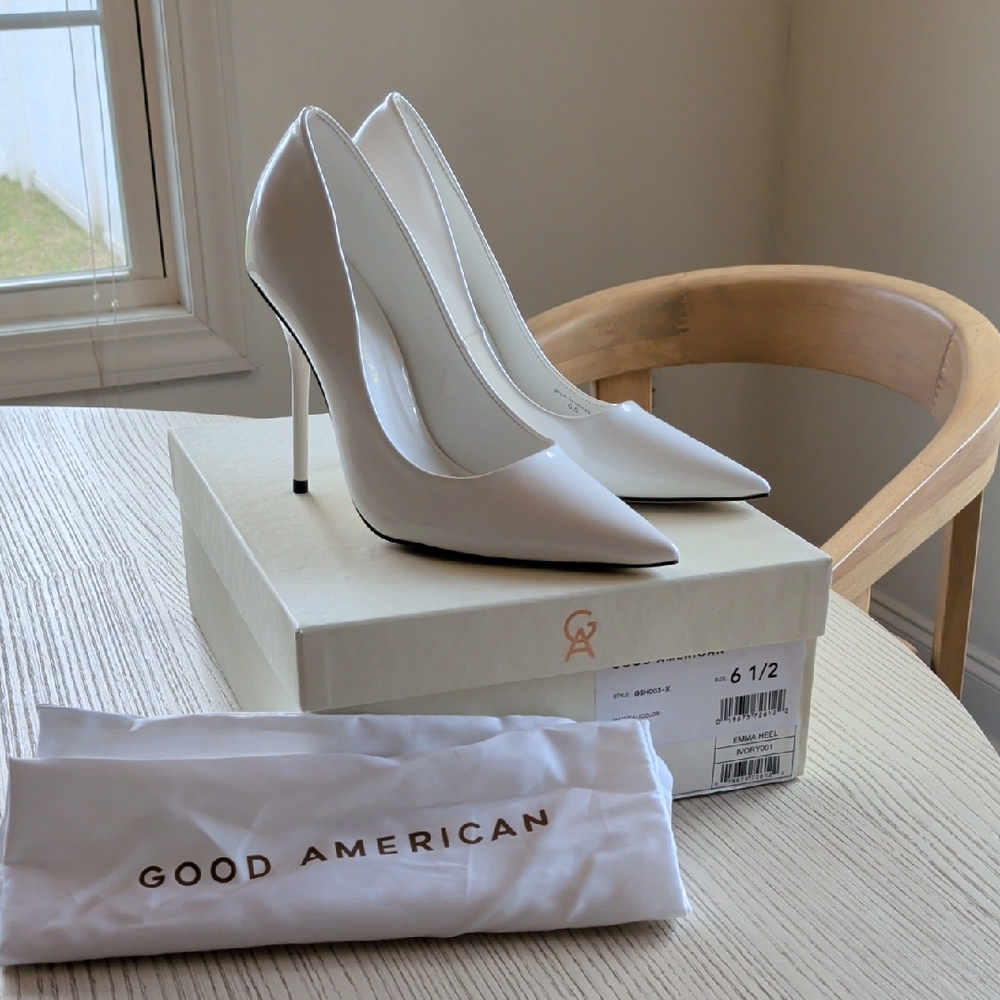 Good American White Patent Pointed Stiletto Pumps $180